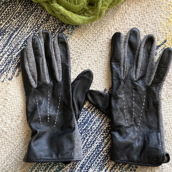 Ralph Lauren Two-tone Leather Gloves - Picture 2 of 10
